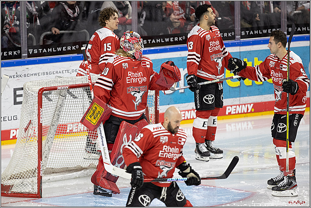 PENNY DEL;  Koelner Haie - Straubing Tigers; Koeln, 28.12.2022